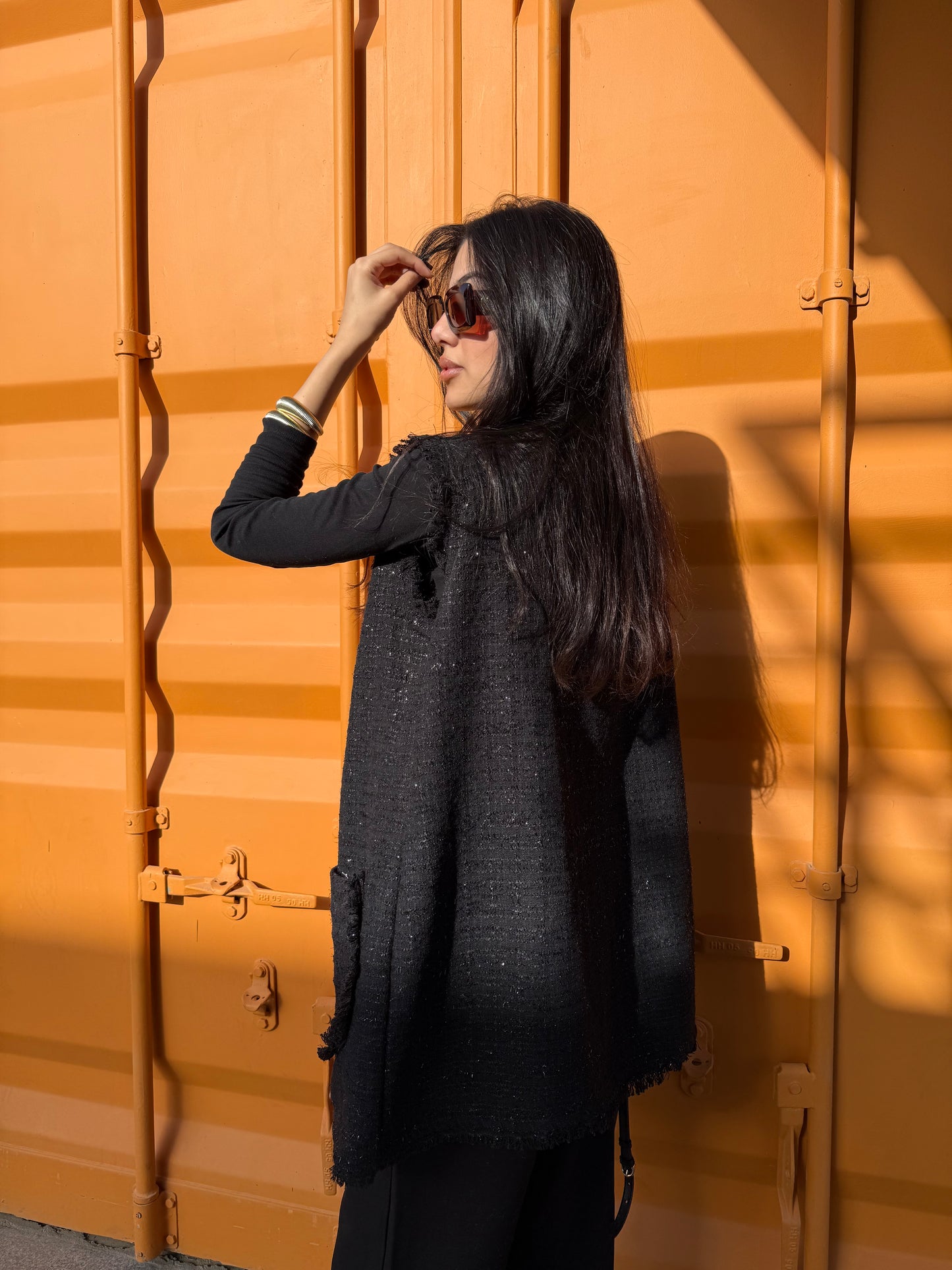 Sleeveless classic black vest