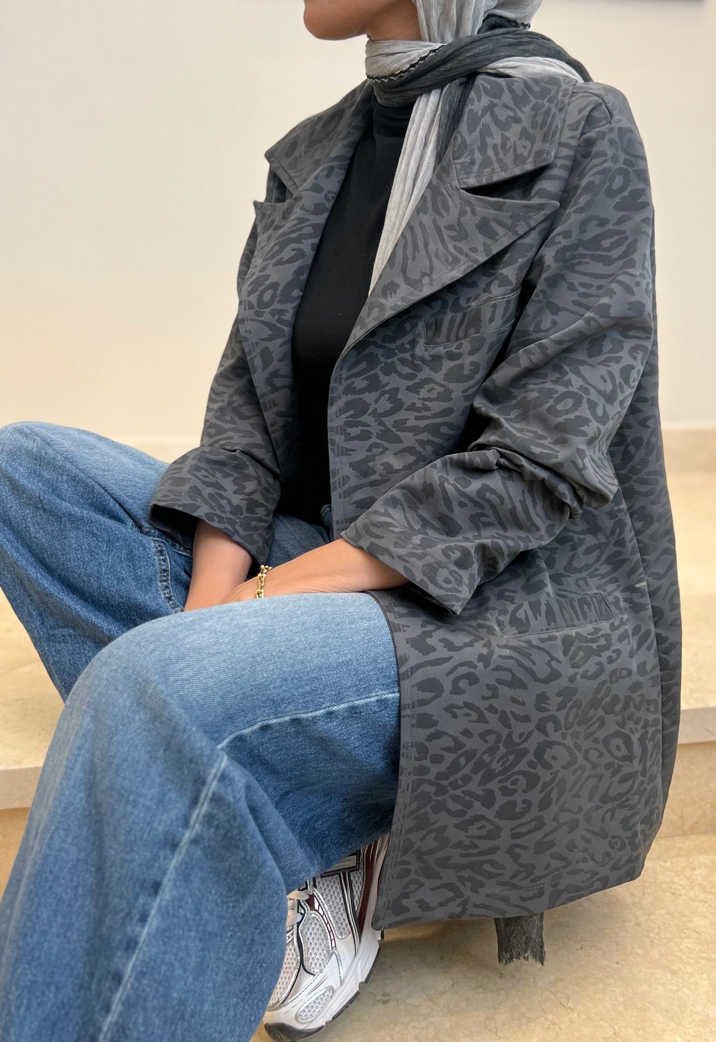 Charcoal grey oversized smooth structured blazer